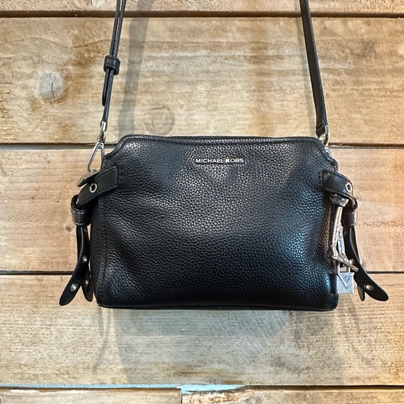 Michael Kors Handbags - Michael Kors Pebbled Leather Crossbody Bag – Black – Adjustable Strap